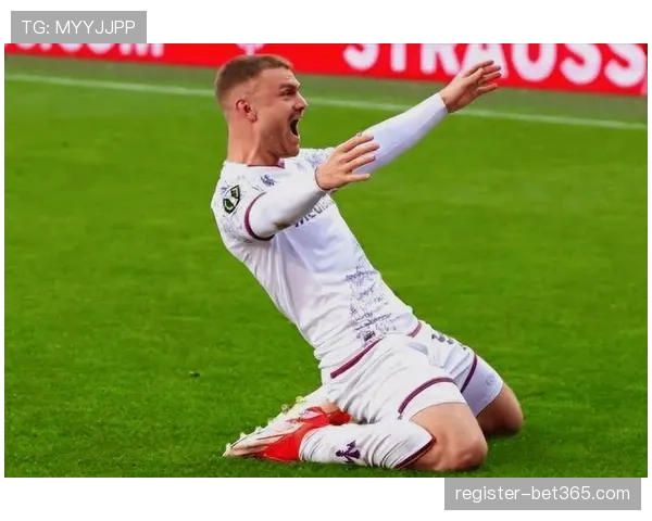 多特迎开门,吉腾斯替补,爆发进两球,NG娱乐,国际官网,NG娱乐官网,NG大舞台