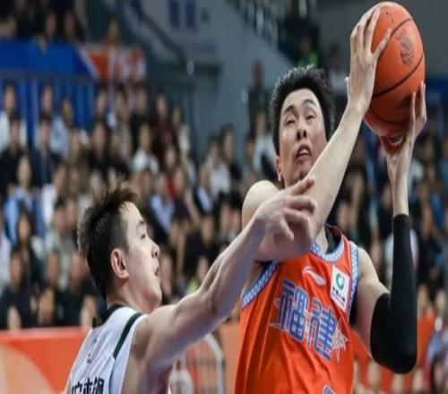 卡里克怒斥,约罗头被砸,未判,NG娱乐,国际官网,NG娱乐官网,NG大舞台